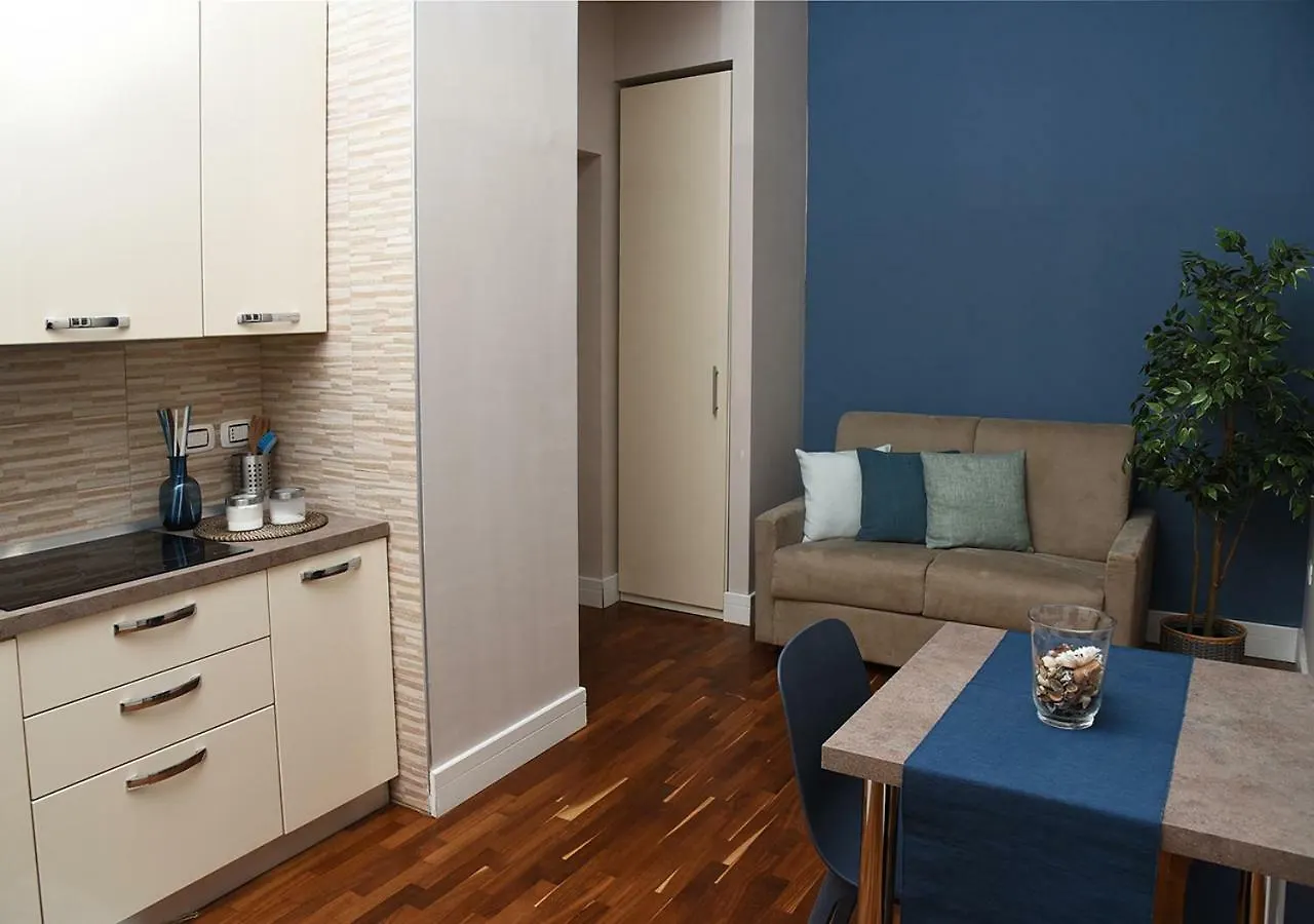 Amore Prestige Apartments ナポリ